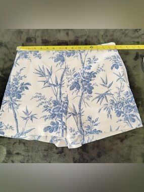 LOFT White Shorts with Blue Toile Print